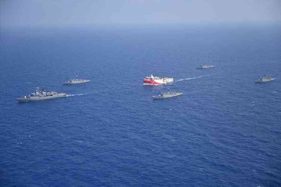 Türk Deniz Kuvvetleri, Oruç Reis'i 82 gün boyunca yalnız bırakmadı