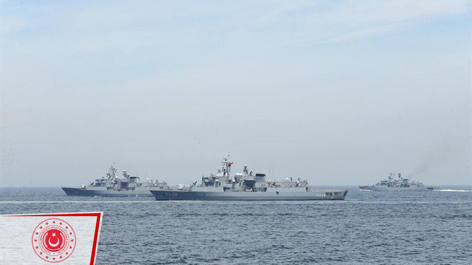 Türkiye’nin savaş gemileri ziyaretçilerini bekliyor