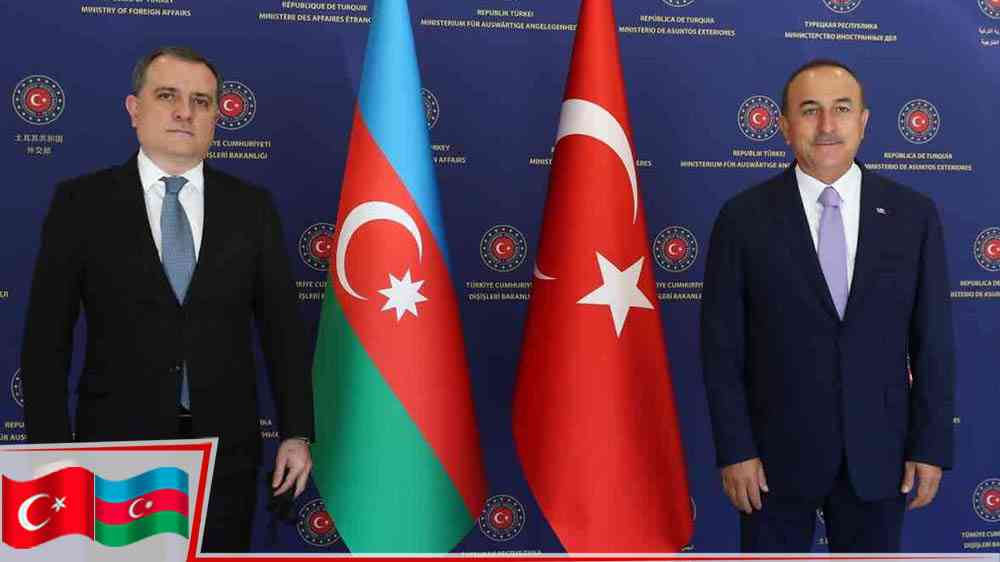 Türkiye ve Azerbaycan dışişleri bakanları bir araya geldi