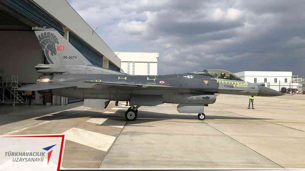 TUSAŞ 5’inci F-16 Blok-30 savaş uçağını teslim etti