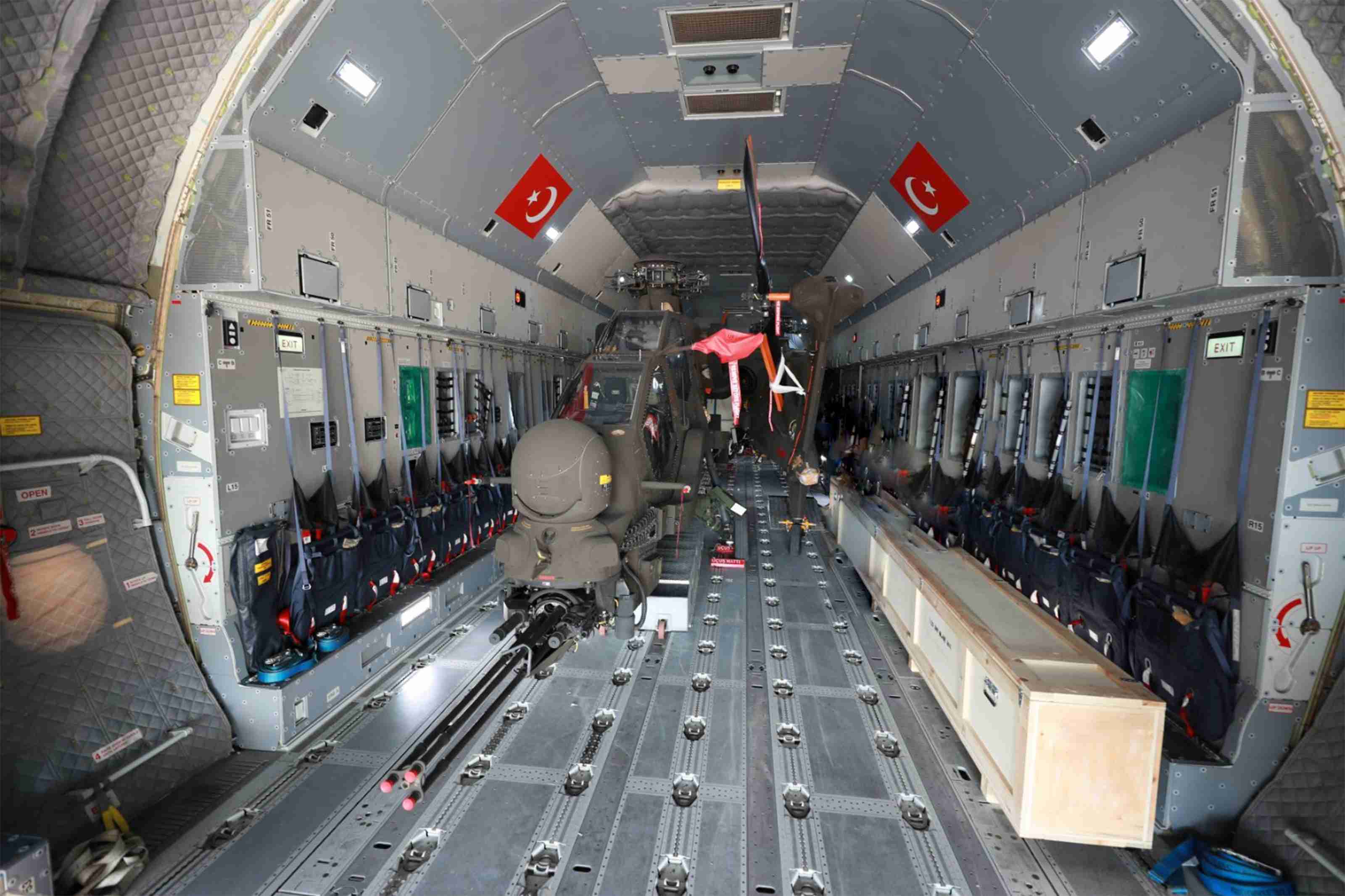 Türkiye’den Filipinler’e 2 adet ATAK helikopteri teslimatı