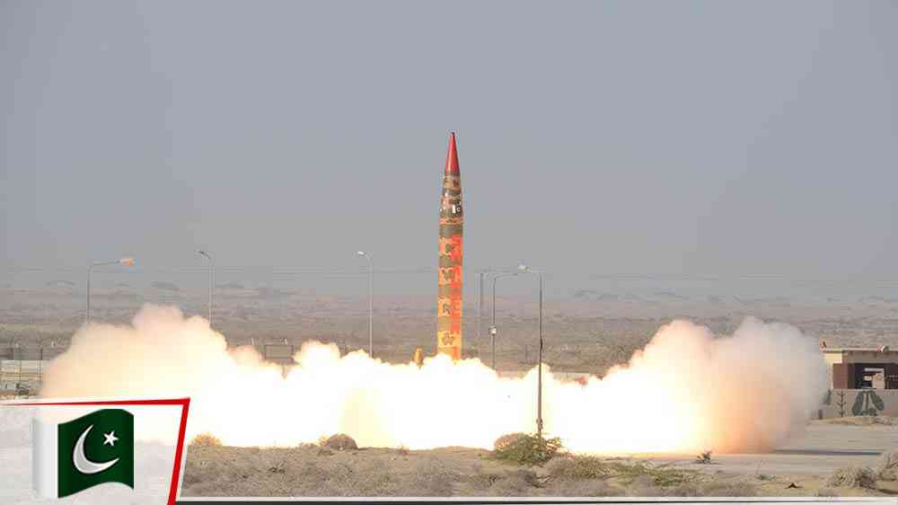 Pakistan balistik füzesini test etti