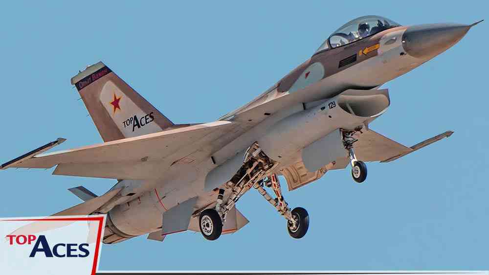 İlk özel mülkiyetli F-16, uçuşunu yaptı