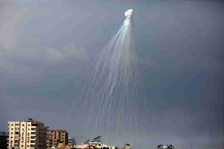 Uluslararası Af Örgütü, İsrail’in Gazze’de beyaz fosfor kullandığına dair kanıtları paylaştı