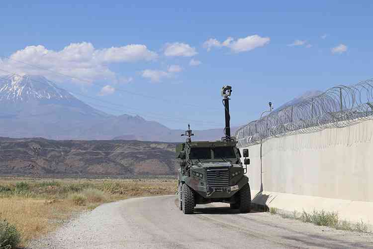 Türkiye-İran sınır hattında Türk savunma sanayii ürünlerinden yararlanılıyor